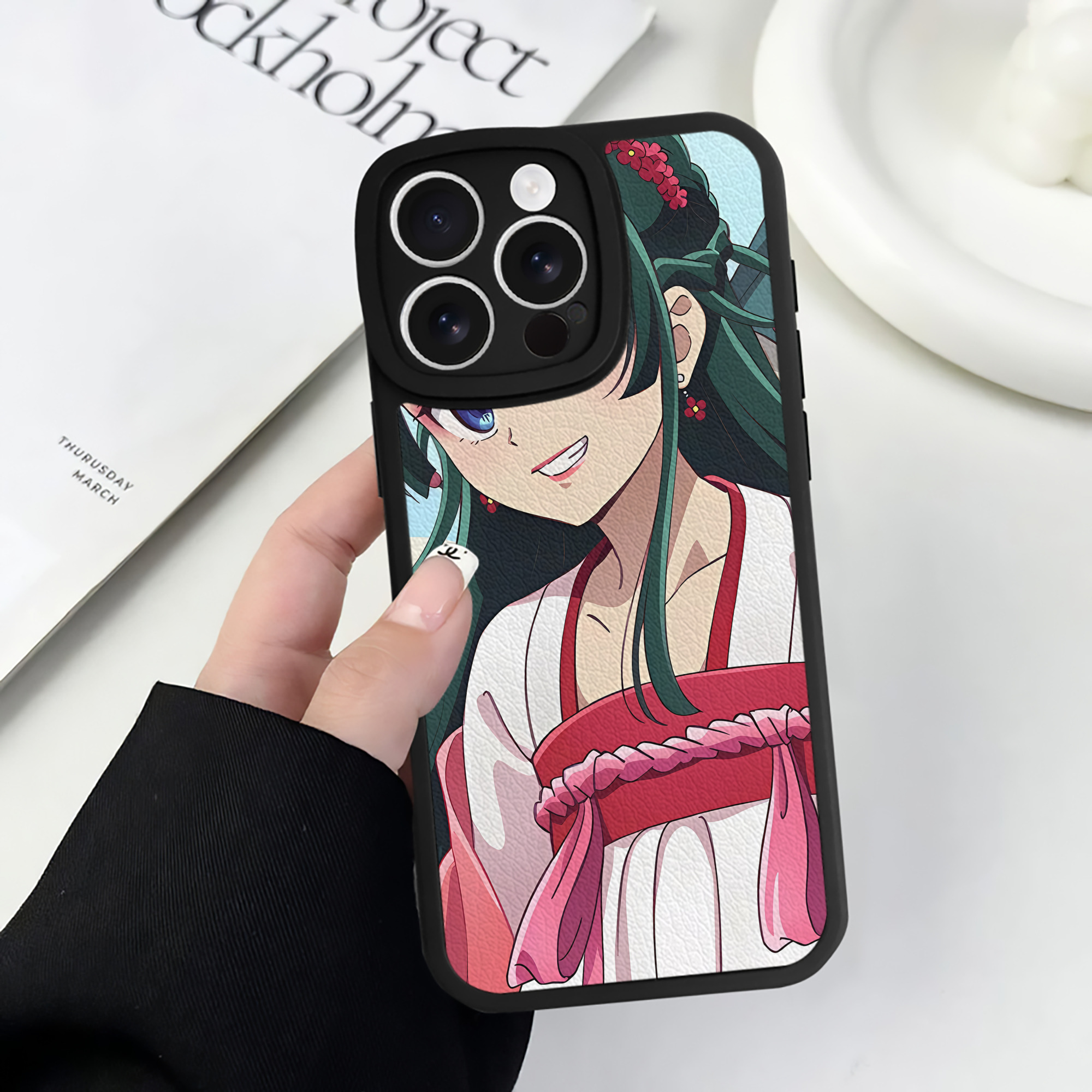 薬屋のひとりごと The Apothecary Diaries 【iPhone 16シリーズ対応】シリコンスマホケース（レザー調） 材質：シリコン